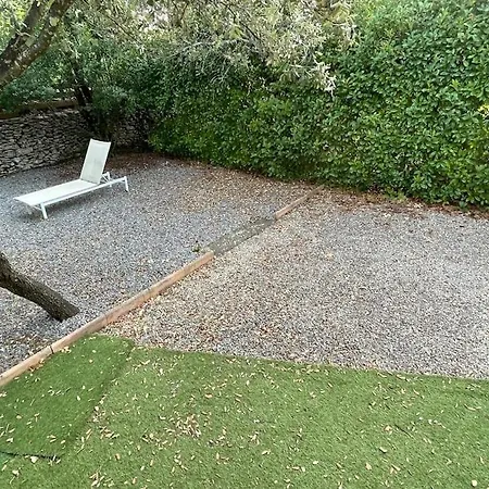 Casa de Férias Domaine De Saxe-roux, 2 Bed Cottage, *