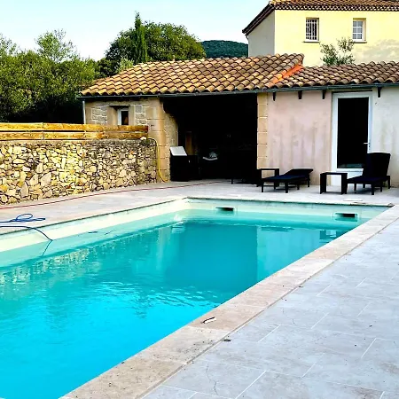 Captivating 2-bed, 1 Bath Cottage, Private Garden & Shared Pool In Holiday home Sauve
