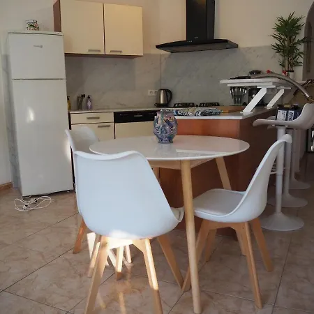 Domaine De Saxe-roux, 2 Bed Cottage, بيت للعطل *