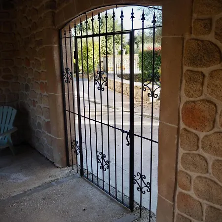 Domaine De Saxe-roux, 2 Bed Cottage, * Sauve